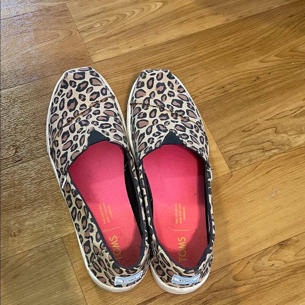 TOMS Leopard Print Flats with Pink Insole